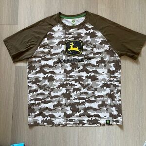 John Deere Men's Pixilated Camouflage T-Shirt - XL